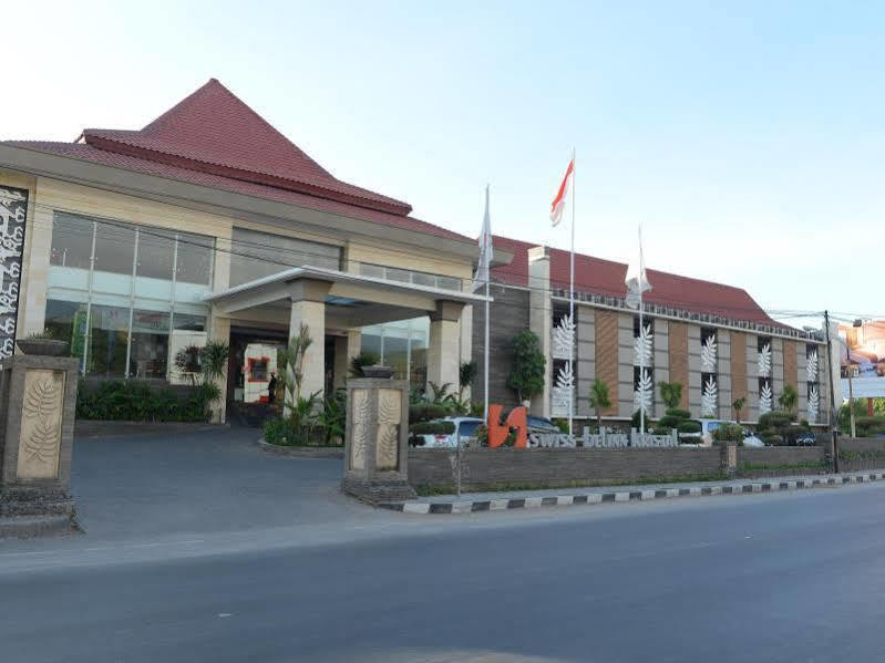 Kristal Hotel Kupang Kupang  Exterior foto